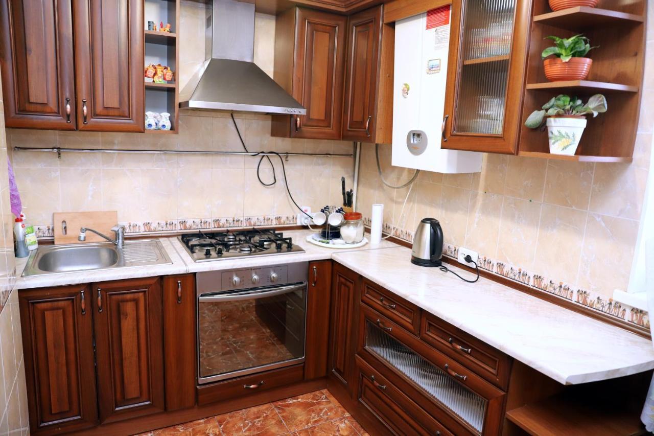 Apartment In Old Town On Zarvanska St Kamianets-Podilskyi Exterior photo